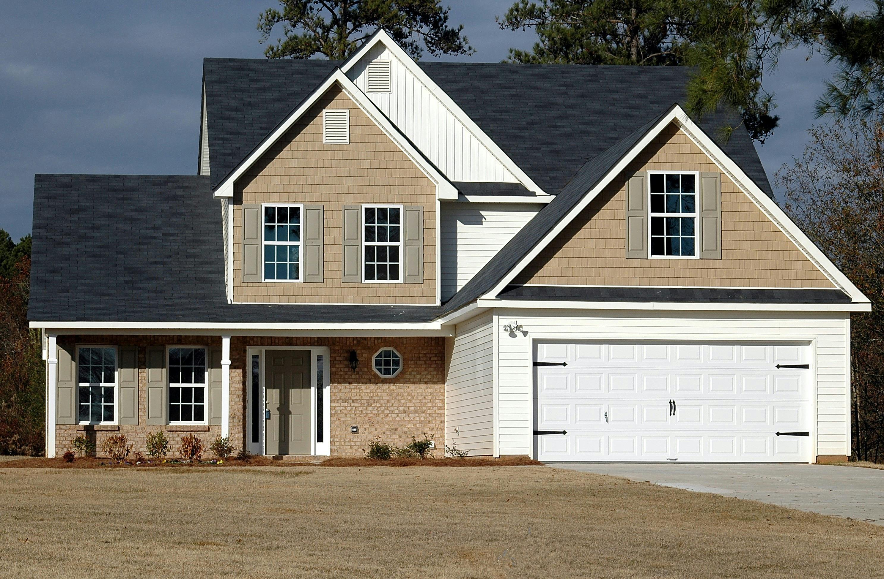 Photo of a house.