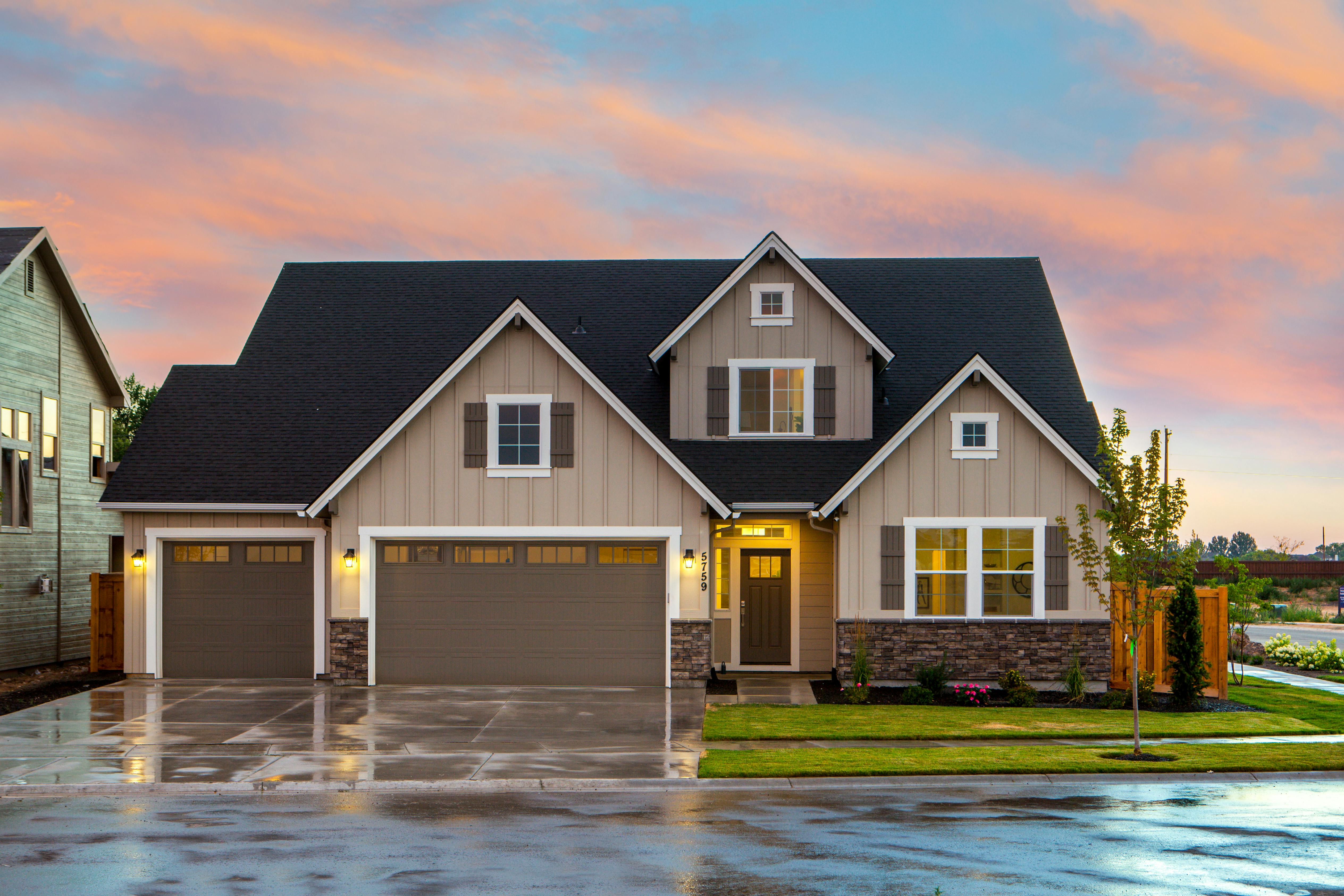 Photo of a house.