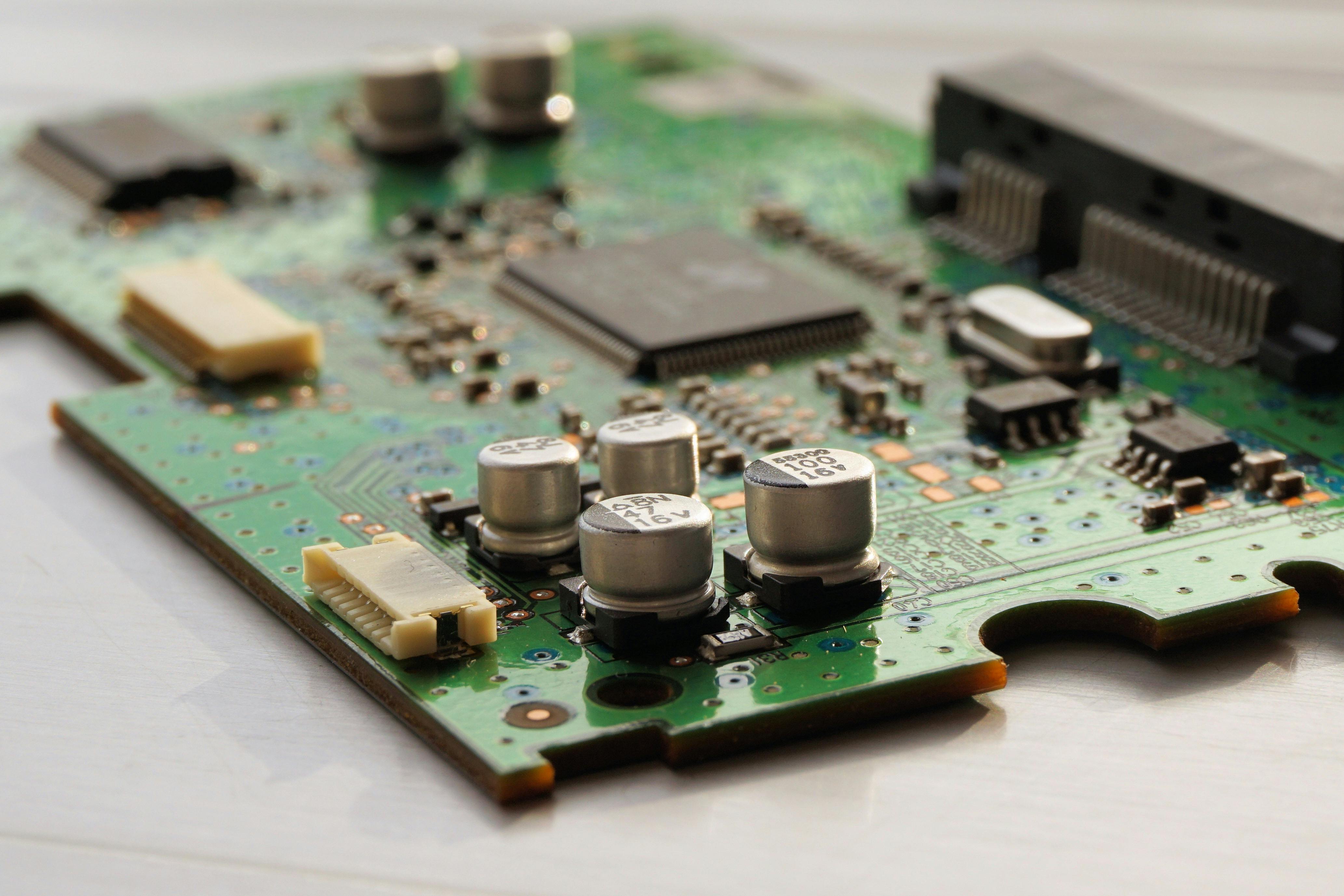 Photo of a semiconductor.