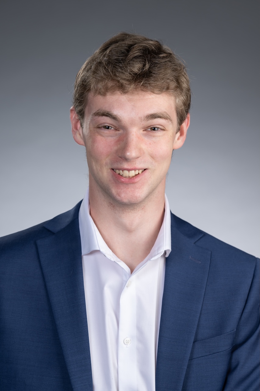 Headshot of MS-FIN graduate Samuel Bowker