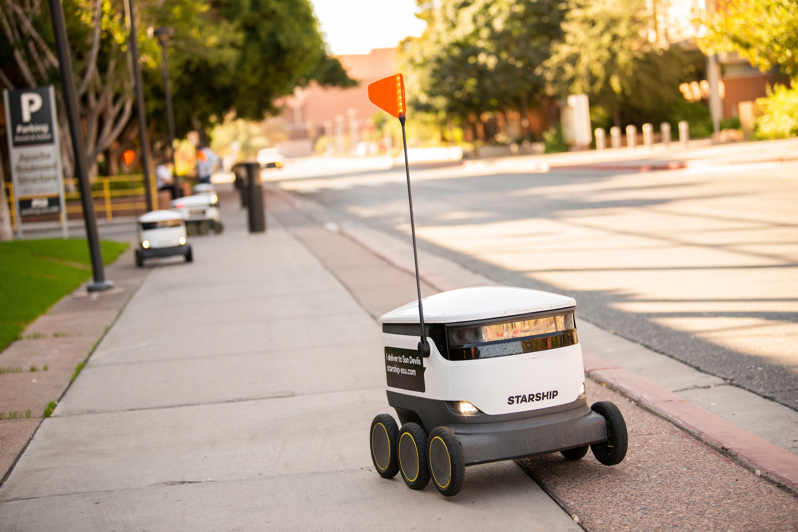 254_robots.jpg 254_robots.jpg