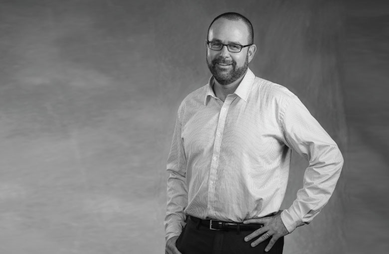 Daniel_Silverman_portrait.jpg Daniel_Silverman_portrait.jpg
