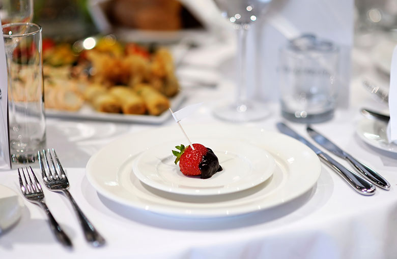 Dinner-place-setting-IDEAS.jpg Dinner-place-setting-IDEAS.jpg