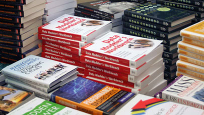 Teradata-books-KNOW.jpg Teradata-books-KNOW.jpg