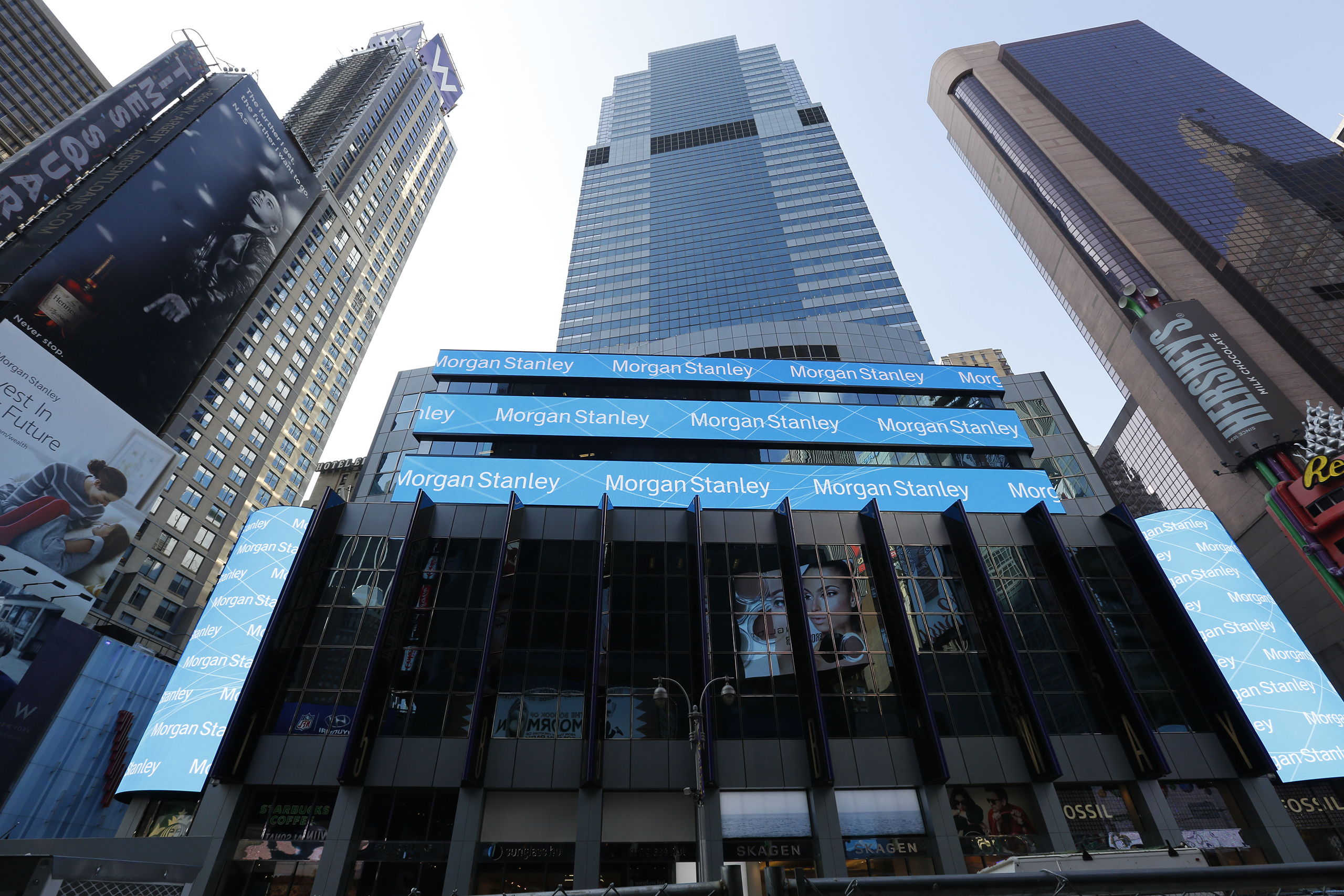 _content_dam_msdotcom_newsroom_media-resources_morgan-stanley-1585-broadway-headquarters-office-close-up_copy.jpg _content_dam_msdotcom_newsroom_media-resources_morgan-stanley-1585-broadway-headquarters-office-close-up_copy.jpg