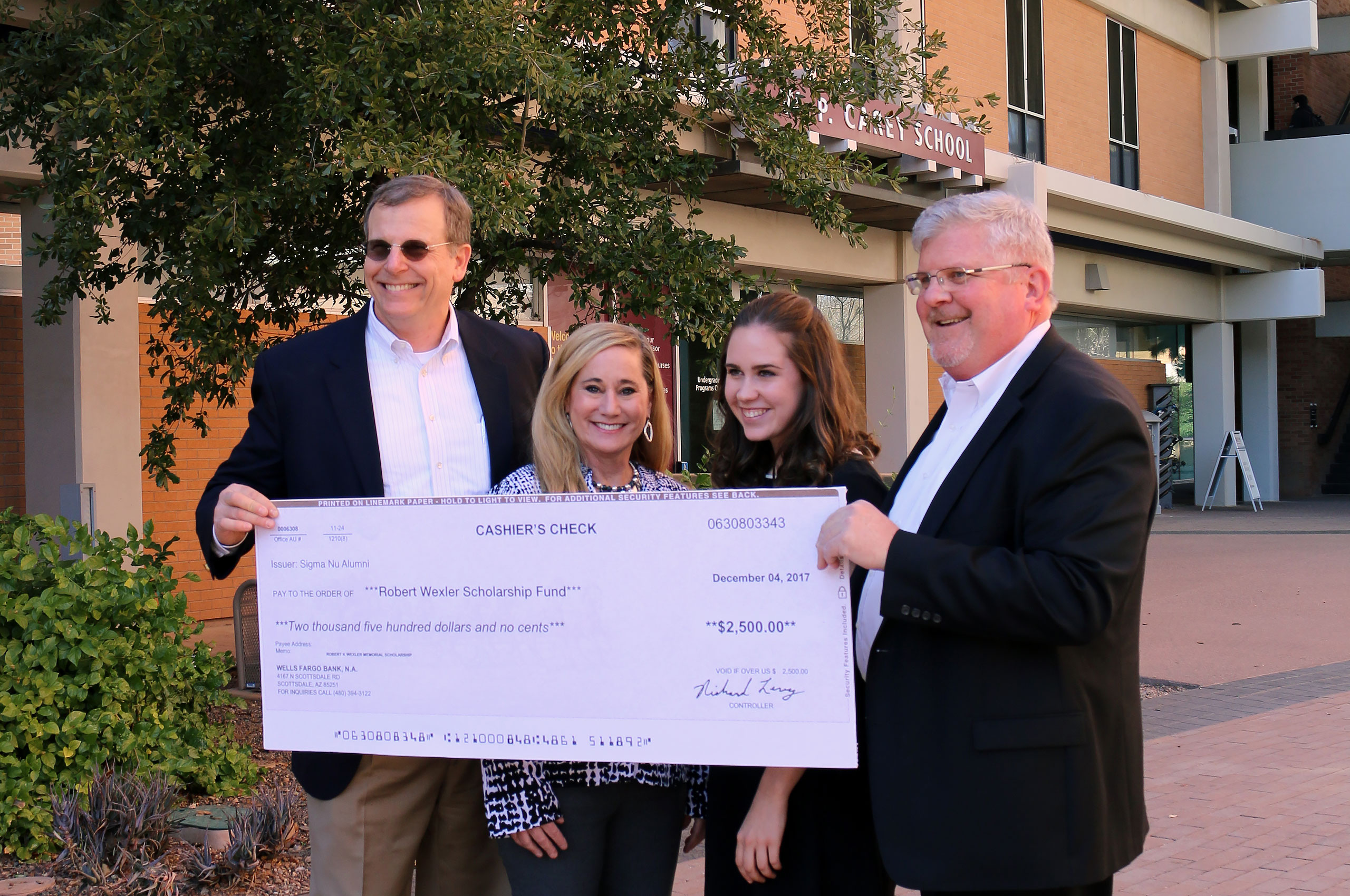 alumni-giving-moves-asu-business-school-forward.jpg alumni-giving-moves-asu-business-school-forward.jpg