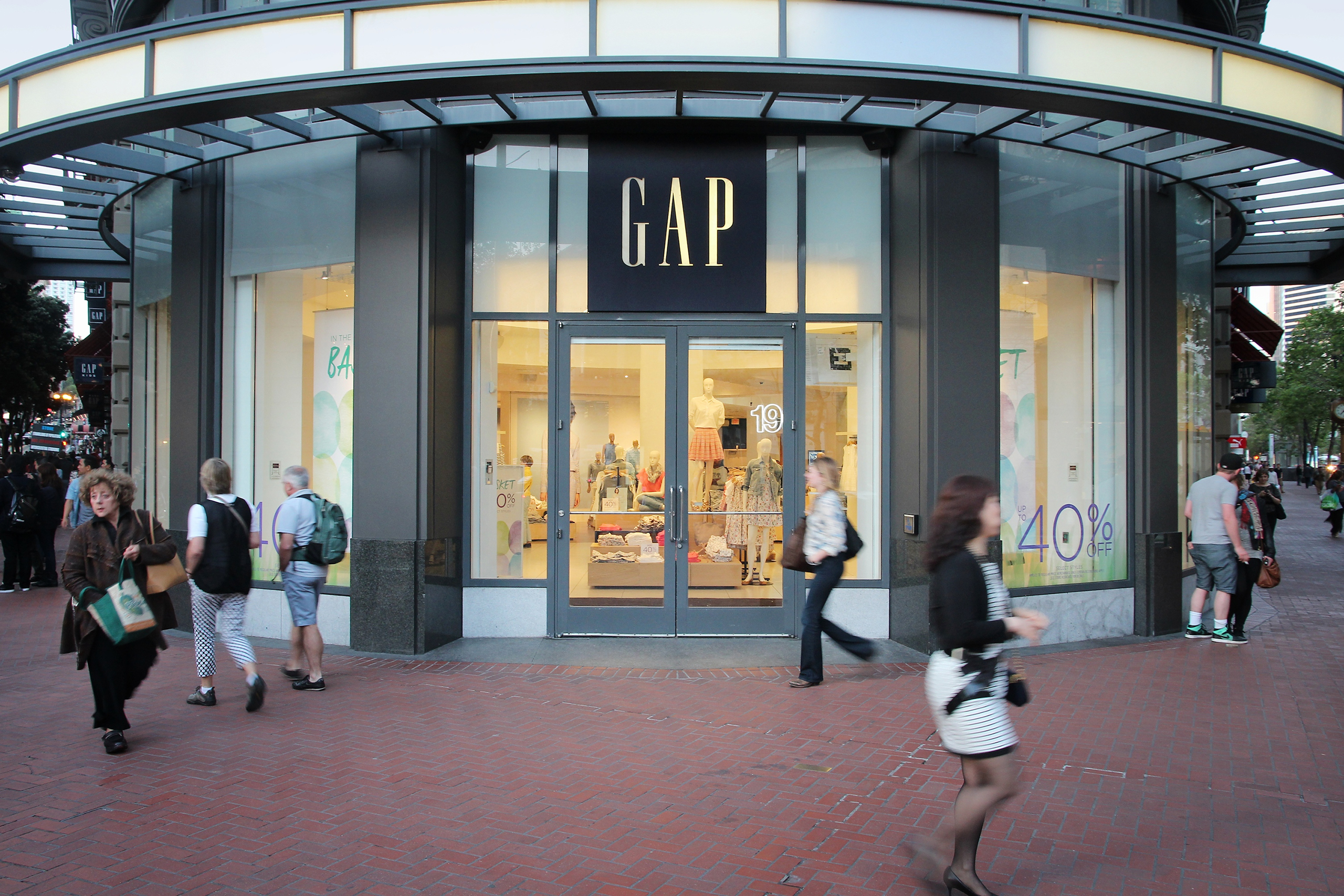 gap_storefront_web.jpg gap_storefront_web.jpg