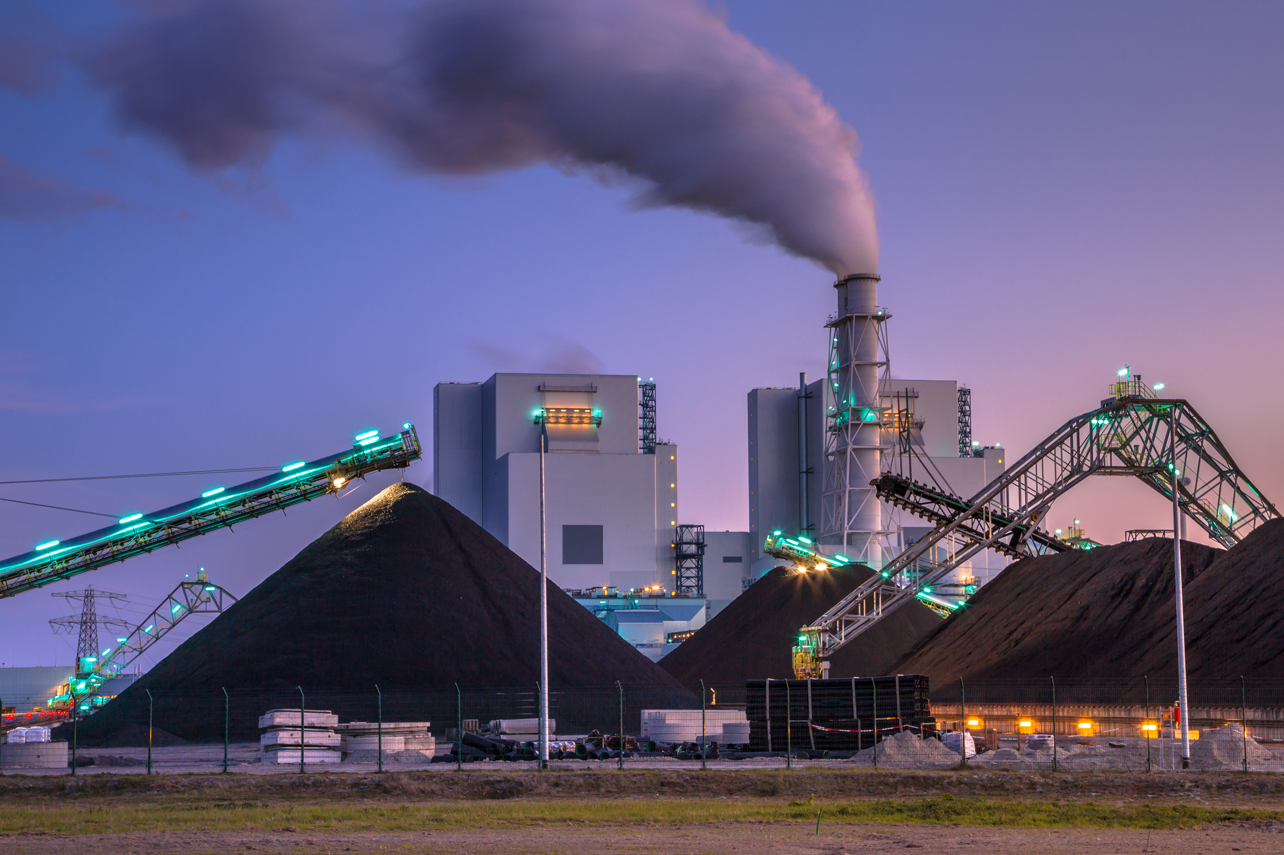 greenhouse-gas-emissions-503488766.jpg greenhouse-gas-emissions-503488766.jpg