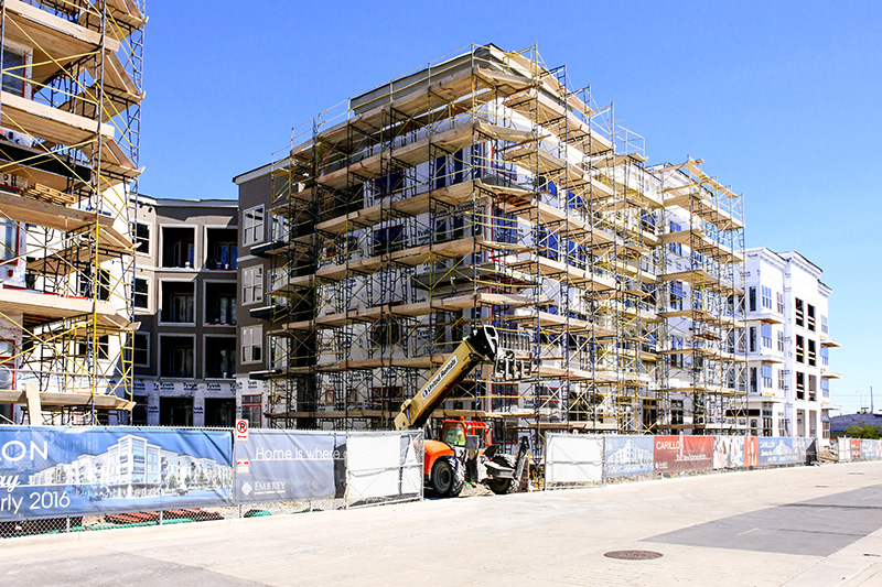 web-does-arizona-have-enough-skilled-workers-to-keep-up-with-housing-demand.jpg web-does-arizona-have-enough-skilled-workers-to-keep-up-with-housing-demand.jpg