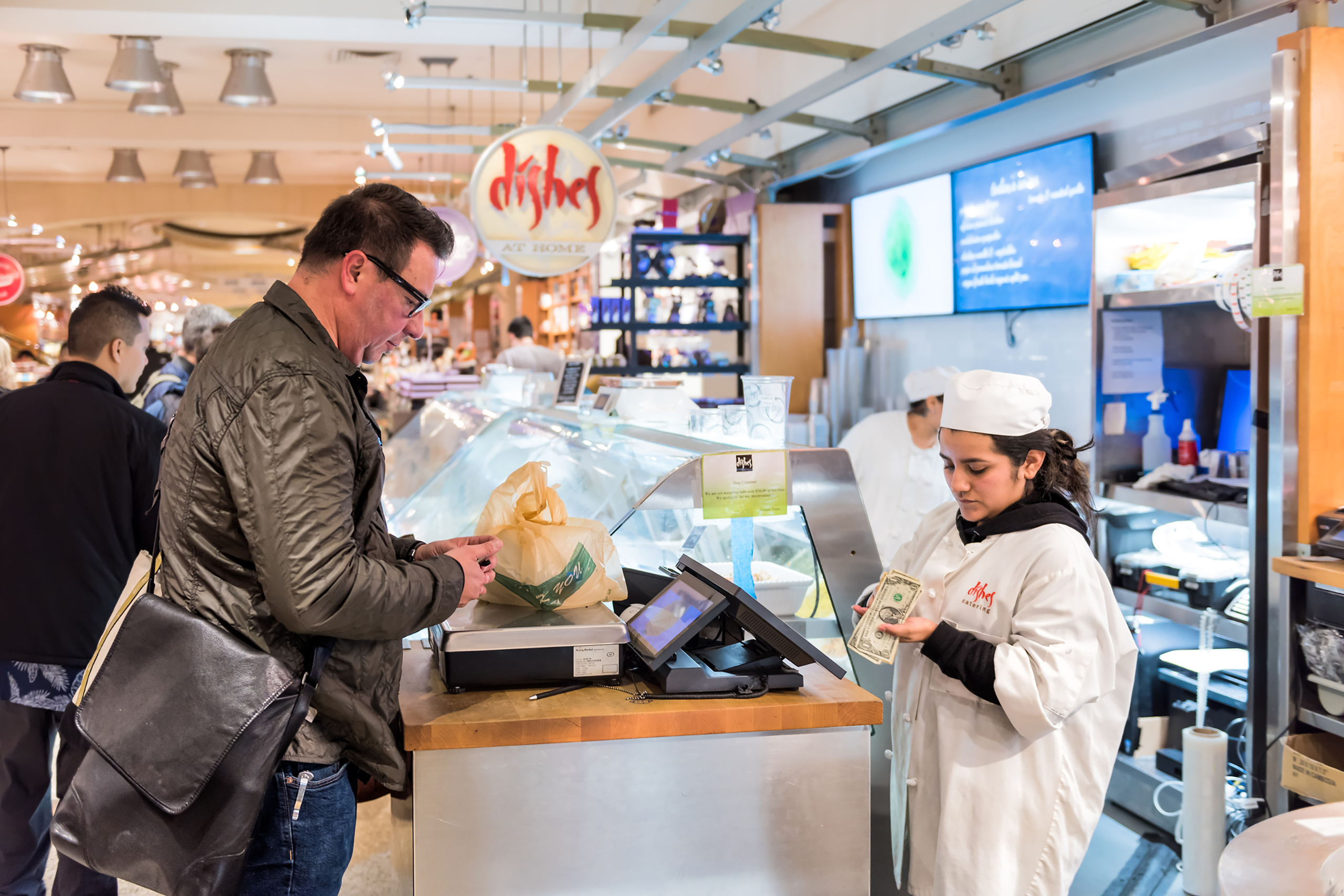 web_asu_co-authored_study_shows_shoppers_who_dont_understand_labeling_will_pay_more.jpg web_asu_co-authored_study_shows_shoppers_who_dont_understand_labeling_will_pay_more.jpg